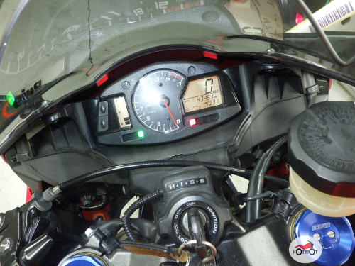 Мотоцикл HONDA CBR 600RR 2013, Красный фото 7