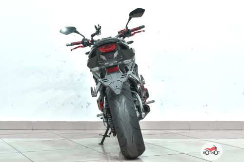 Мотоцикл HONDA CB 650R 2020, Черный фото 6