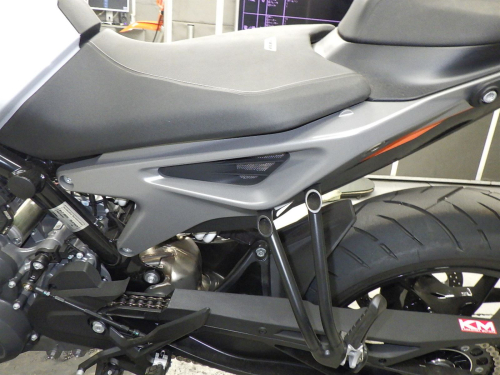 Мотоцикл KTM 790 Duke 2023, СЕРЫЙ фото 8