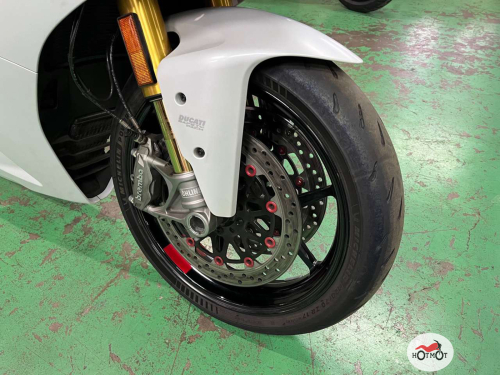 Мотоцикл DUCATI SuperSport 2021, БЕЛЫЙ фото 7