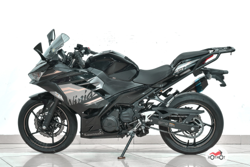Мотоцикл KAWASAKI Ninja 400 2020, Черный фото 4