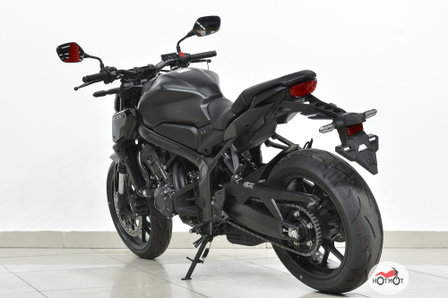 Мотоцикл HONDA CB 650R 2023, Черный фото 8