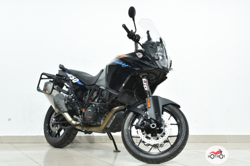 Мотоцикл KTM 1050 Adventure 2016, Черный