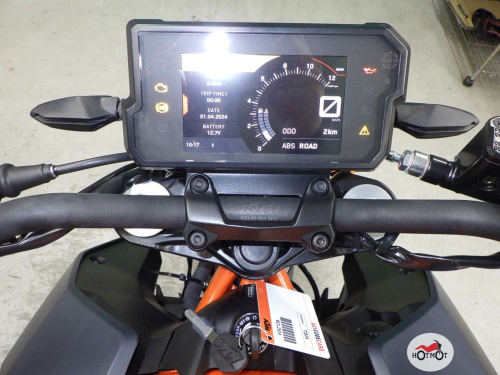 Мотоцикл KTM 390 Duke 2023, Оранжевый фото 7