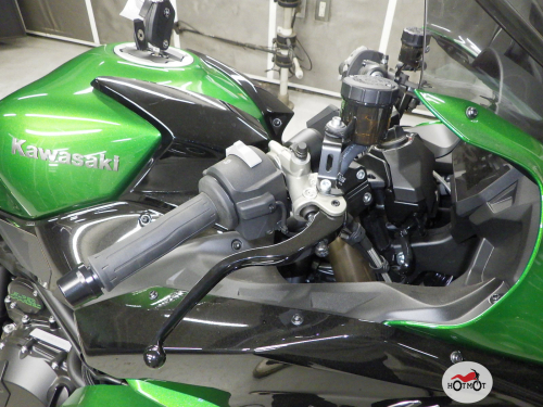 Мотоцикл KAWASAKI Ninja H2 SX 2022, Зеленый фото 9