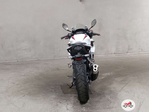 Мотоцикл HONDA CBR 400R 2021, БЕЛЫЙ фото 4