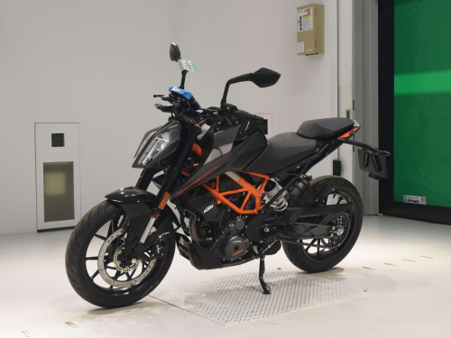 Мотоцикл KTM 390 Duke 2023, Черный фото 4
