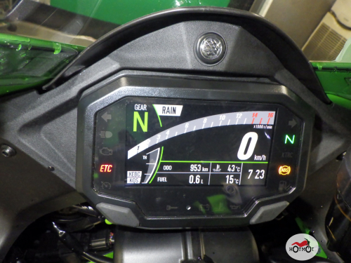 Мотоцикл KAWASAKI ZX-10 Ninja 2023, Зеленый фото 7