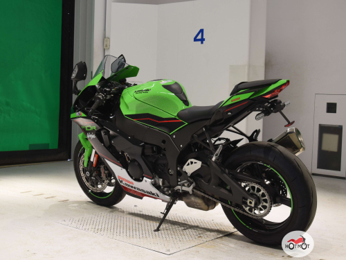 Мотоцикл KAWASAKI ZX-10 Ninja 2022, Зеленый фото 6