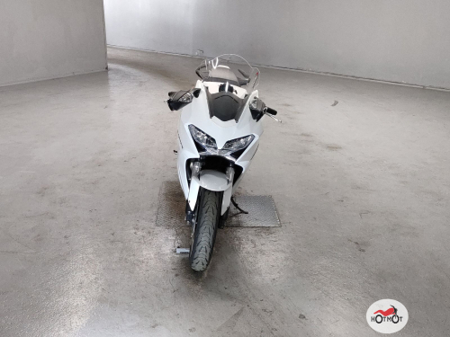 Мотоцикл HONDA VFR 800 2018, БЕЛЫЙ фото 3