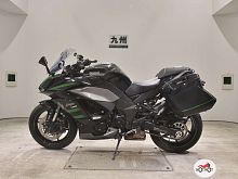 Классический мотоцикл KAWASAKI Z 1000SX Черный