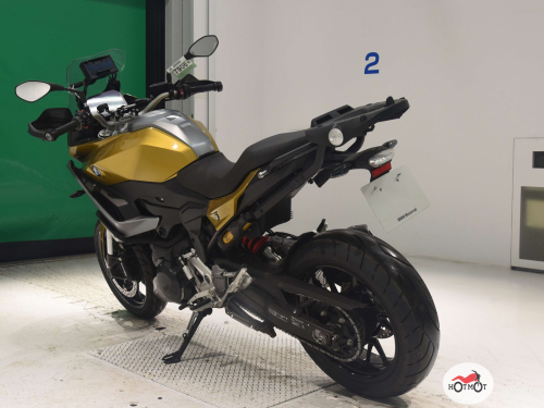Мотоцикл BMW F 900 XR 2020, желтый фото 6
