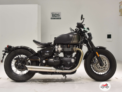 Мотоцикл TRIUMPH Bonneville Bobber 2021, Черный фото 2