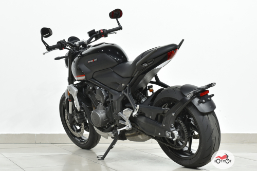 Мотоцикл TRIUMPH Trident 660 2021, Черный фото 8