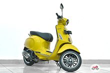 Скутер Vespa Sprint 2023, желтый