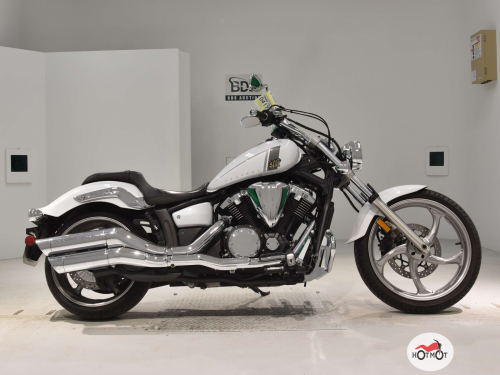 Мотоцикл YAMAHA XVS1300  2013, БЕЛЫЙ фото 2