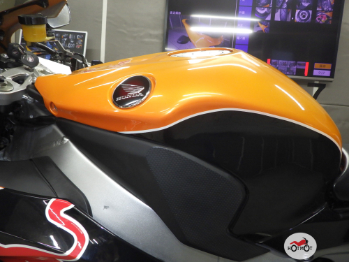 Мотоцикл HONDA CBR 1000 RR/RA Fireblade 2011, Оранжевый фото 12