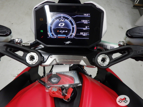 Мотоцикл MV AGUSTA Dragster 800 2022, Красный фото 7