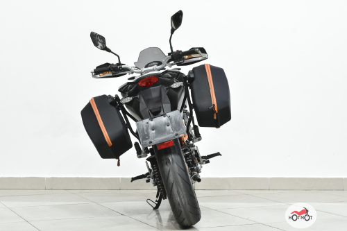 Мотоцикл KTM 390 Duke 2014, БЕЛЫЙ фото 6