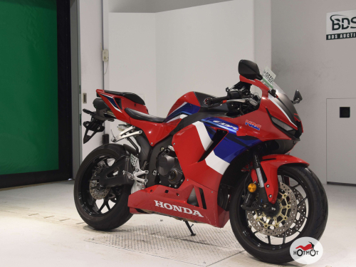 Мотоцикл HONDA CBR 600RR 2021, Красный фото 3