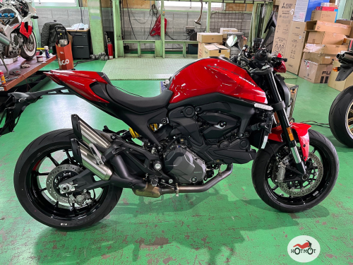 Мотоцикл DUCATI Monster (2021-н.в.) 2023, Красный фото 2