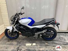Мотоцикл SUZUKI SFV 400 Gladius 2014, белый