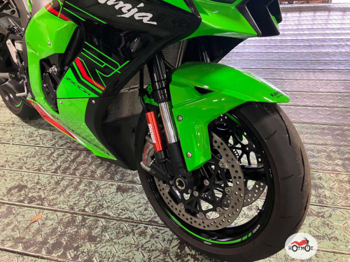 Мотоцикл KAWASAKI ZX-10 Ninja 2023, Зеленый фото 4