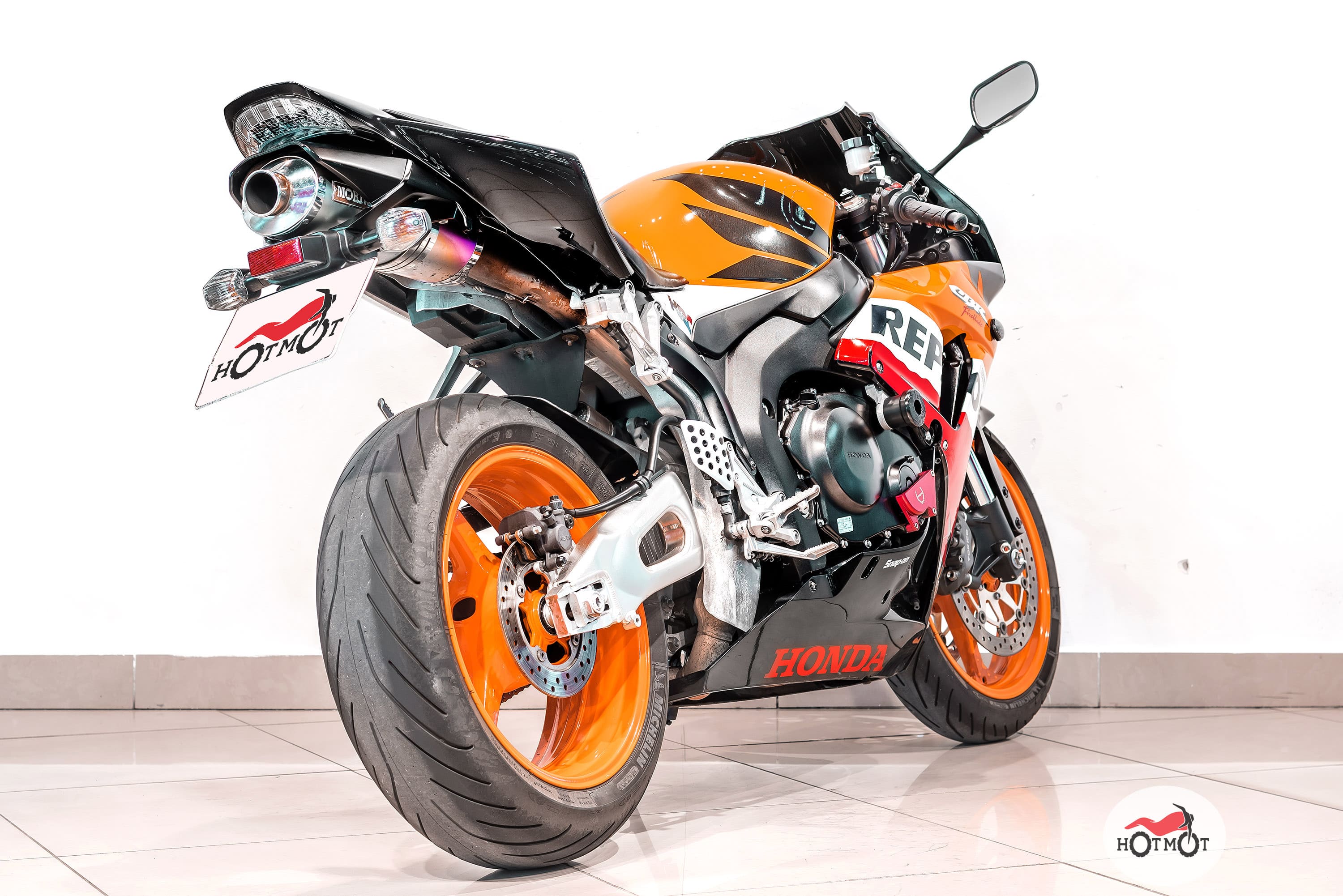 Мотоцикл Mobicaro 1:12 Honda CBR 1000 RR-R Fireblade 644102