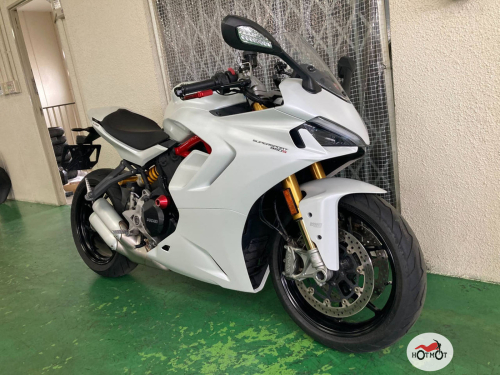 Мотоцикл DUCATI SuperSport 2021, белый фото 3