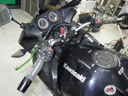 Мотоцикл KAWASAKI Z 750 2005, ЧЕРНЫЙ фото 9
