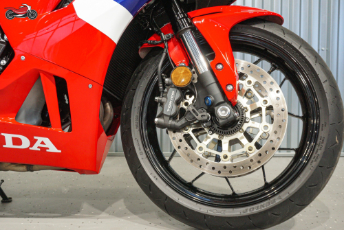 Мотоцикл HONDA CBR 600RR 2022, КРАСНЫЙ фото 8