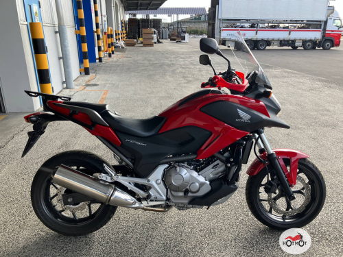 Мотоцикл HONDA NC 700X 2012, Красный фото 2