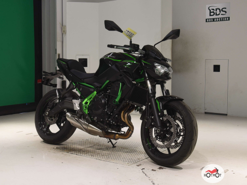 Мотоцикл KAWASAKI Z 650 2024, черный фото 3