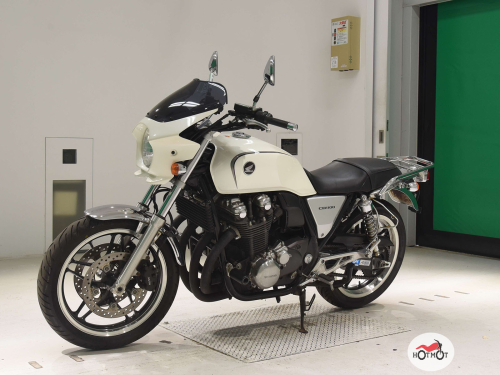 Мотоцикл HONDA CB 1100 2010, белый фото 4