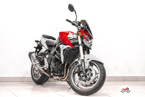 Мотоцикл SUZUKI GSR 750 2013, Красный