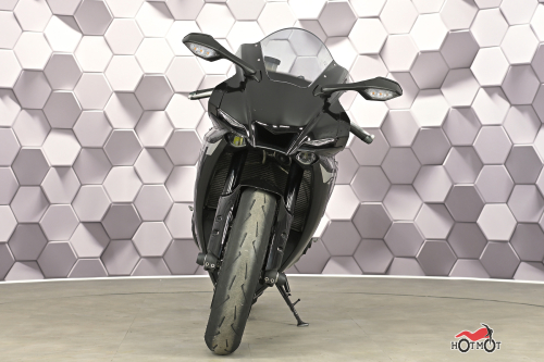 Мотоцикл YAMAHA YZF-R1 2022, черный фото 5