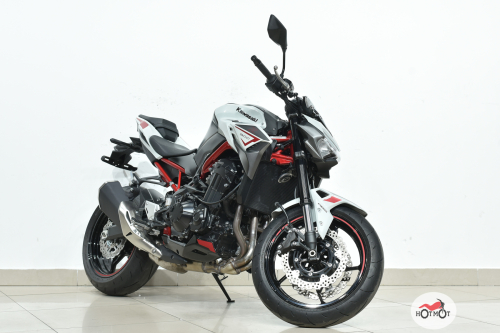 Мотоцикл KAWASAKI Z900 2022, БЕЛЫЙ