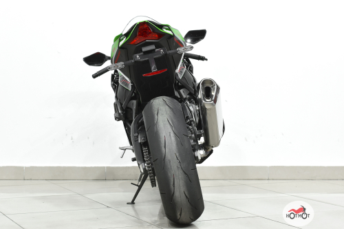 Мотоцикл KAWASAKI ZX-10R Ninja 2022, Зеленый фото 6