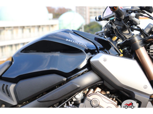 Мотоцикл HONDA CB 650R 2019, Черный фото 8