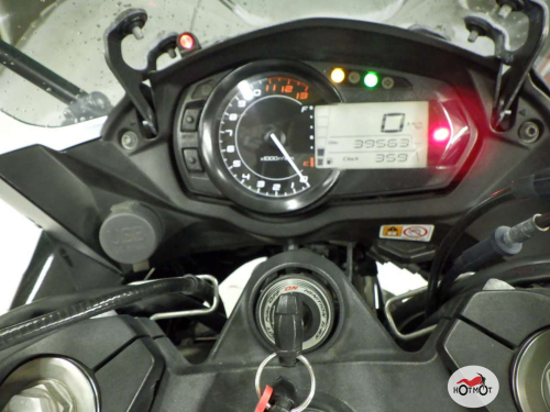 Мотоцикл KAWASAKI Z 1000SX 2013, БЕЛЫЙ фото 9