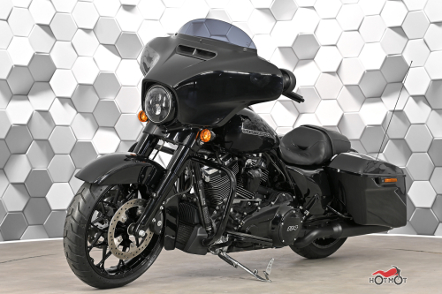 Мотоцикл HARLEY-DAVIDSON Street Glide Special 2019, черный фото 2