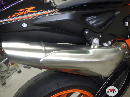 Мотоцикл KTM 890 Duke R 2023, черный фото 12