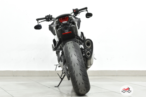 Мотоцикл HONDA CB 1000R 2021, Черный фото 6