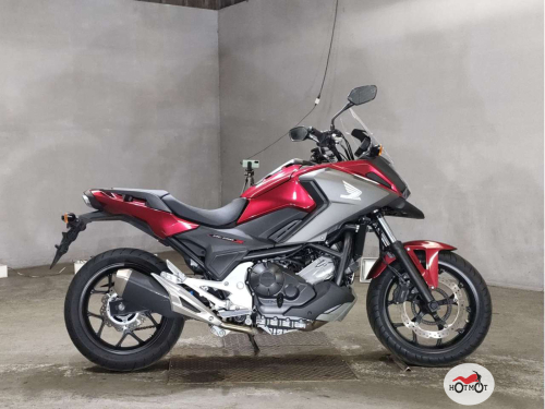 Мотоцикл HONDA NC 750X 2020, Красный фото 2