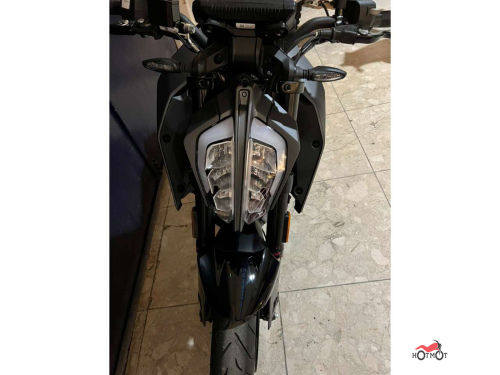 Мотоцикл KTM 390 Duke 2023, черный фото 9