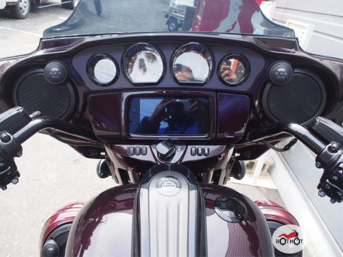 Мотоцикл HARLEY-DAVIDSON CVO Street Glide 2019, Красный фото 4