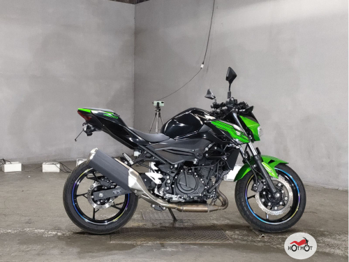 Мотоцикл KAWASAKI Z 400 2019, черный фото 2