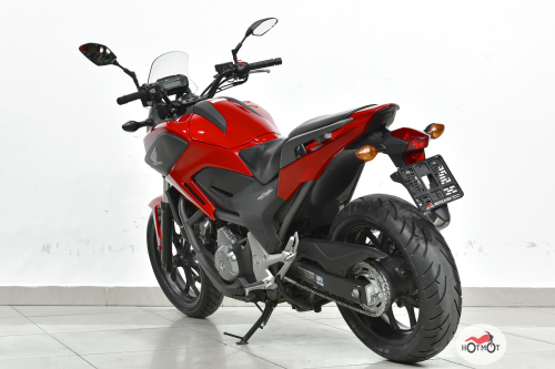 Мотоцикл HONDA NC700XD 2013, Красный фото 8