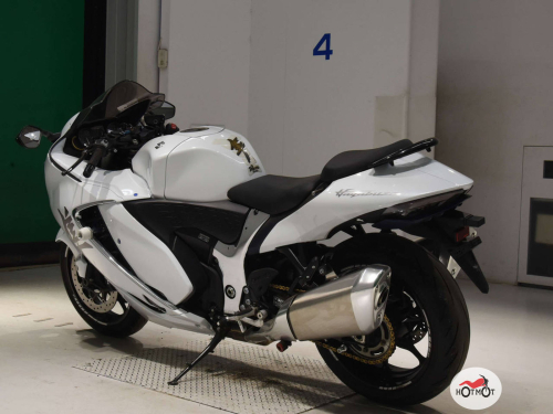 Мотоцикл SUZUKI GSX 1300 R HAYABUSA 2022, Белый фото 6