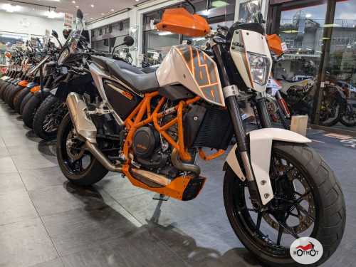 Мотоцикл KTM 690 Duke 2014, Белый фото 2